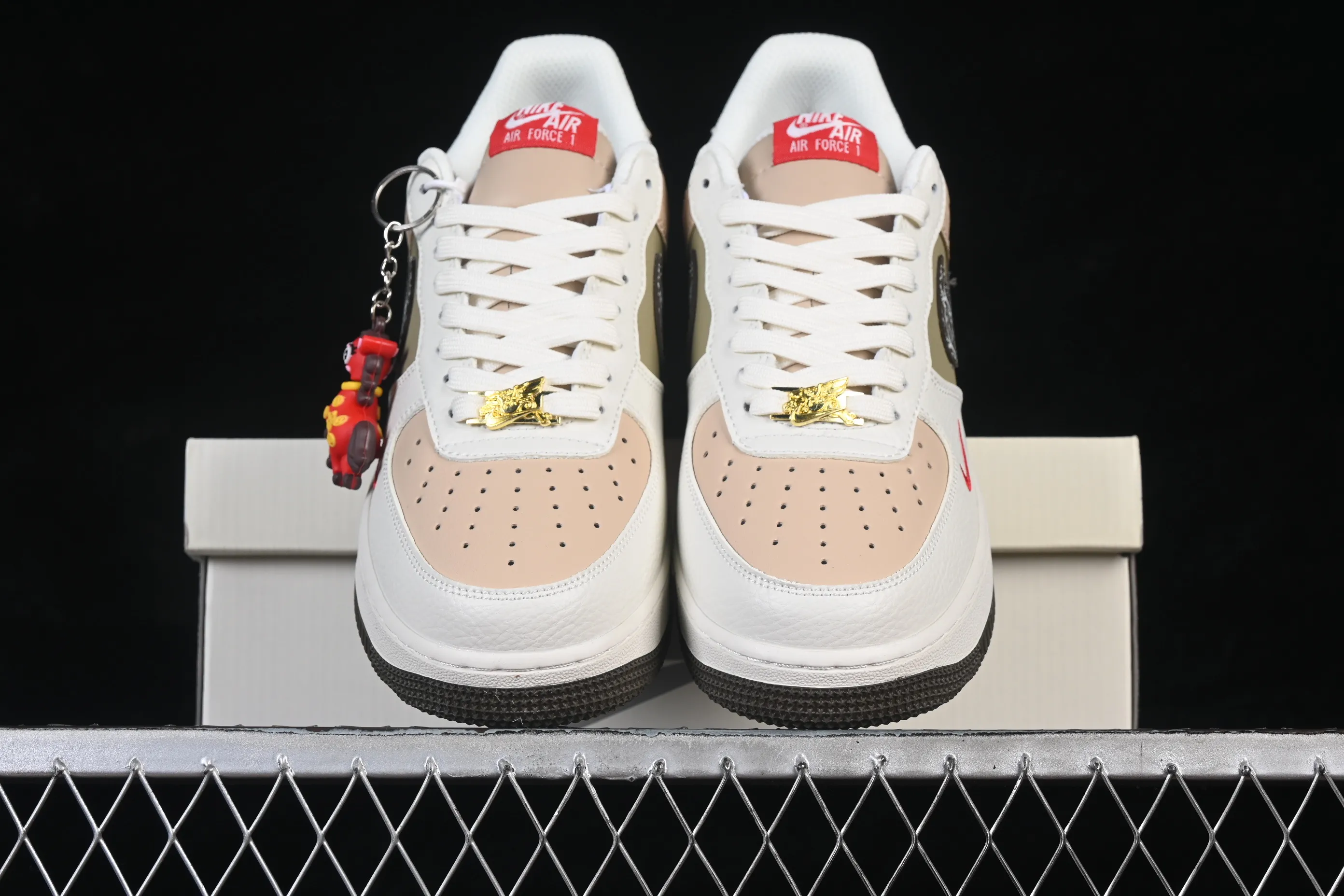 All categories Nk Air Force 1 Air Force series Nk Air Force 1 Low Air Force low top Nike Air Force 1'07 Low Year of the Horse limited edition plain brown condensed smoke Air Force 1 low top casual sneakers NH0601-537